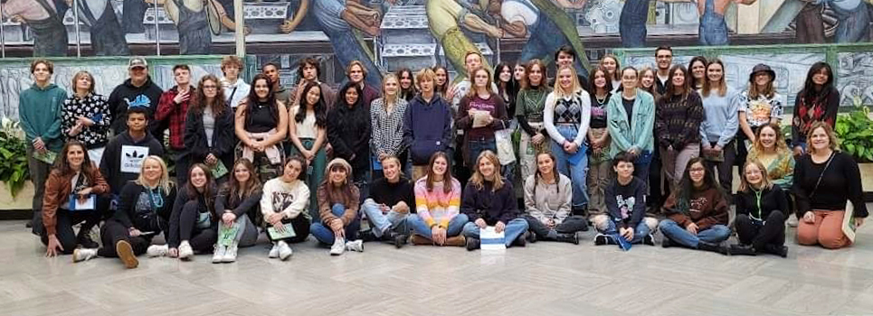 LHS art students pose for a photo after their tour the Detroit Institute of the Arts